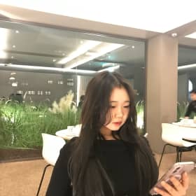 아좀졸린데