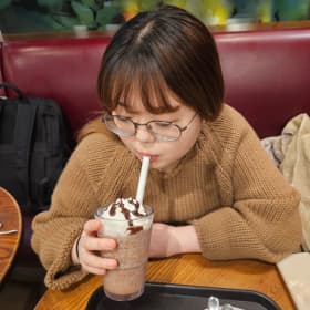 빵공장빵순이