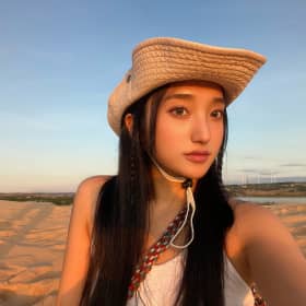 예지아
