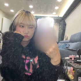 김지휸이