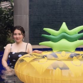 김유네