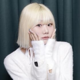 김루아