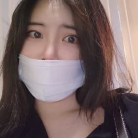 실소