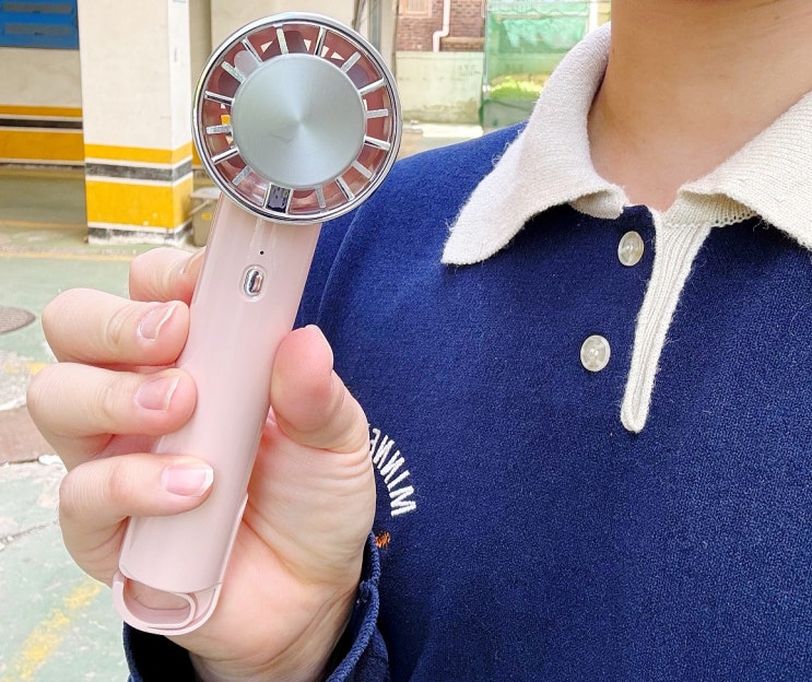 가볍고 시원한 냉각선풍기 SMIRIA 휴대용 선풍기