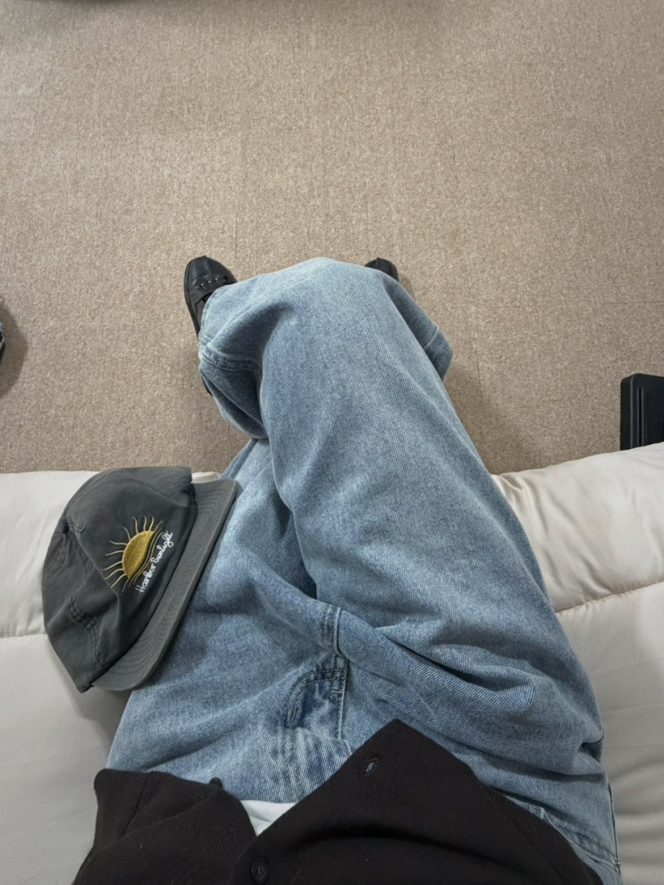 요즘 매일 입는 바지 👖 스탠다드에러 워싱 와이드 데님팬츠 후기