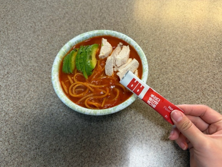 빽사이신으로 다이어트 파스타 만들어본 후기 하얀 매운맛으로 유라 내돈내산템 납득 완료