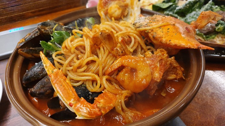 상수 파스타 '더쉐프' : 분위기 좋은 가성비갑 맛집