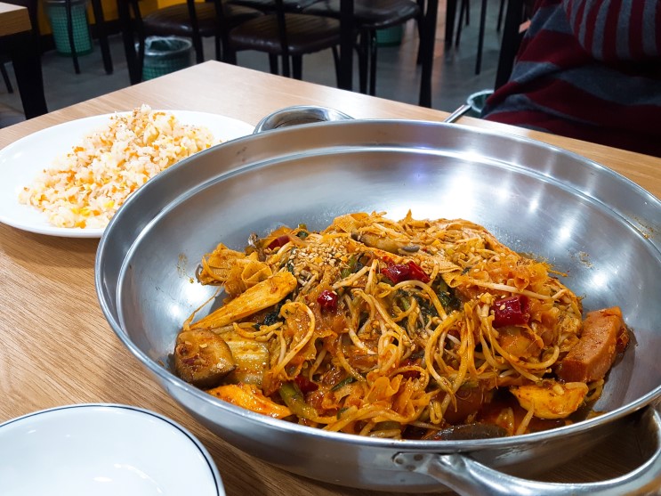 건대입구맛집 <허가 전통중경마라샹궈>에서 마라탕&마라샹궈 ★