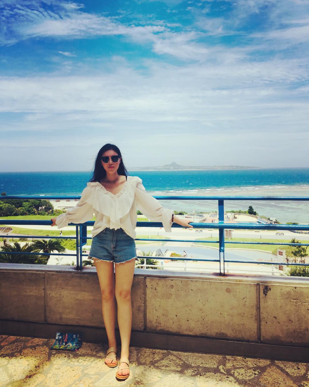 #츄라우미수족관#입구#에메랄드비치🌊#개덥다진짜덥다진짜덥다#날씨는굳굳🌞