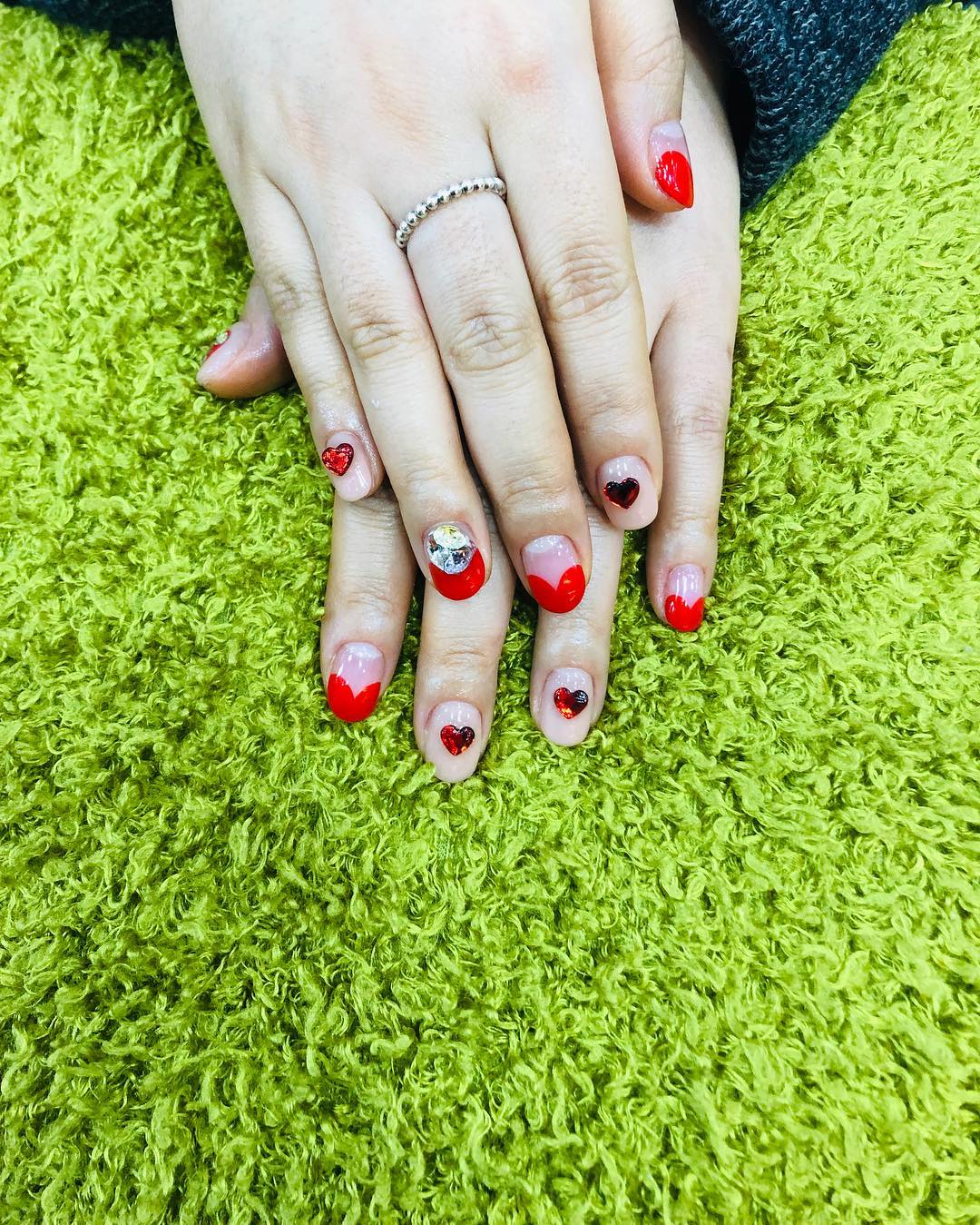 #하트네일#하트프렌치#수지네일#네일아트#네일디자인#하트파츠#레드#레드네일#포토폴리오#송이솜씨#네일리스트