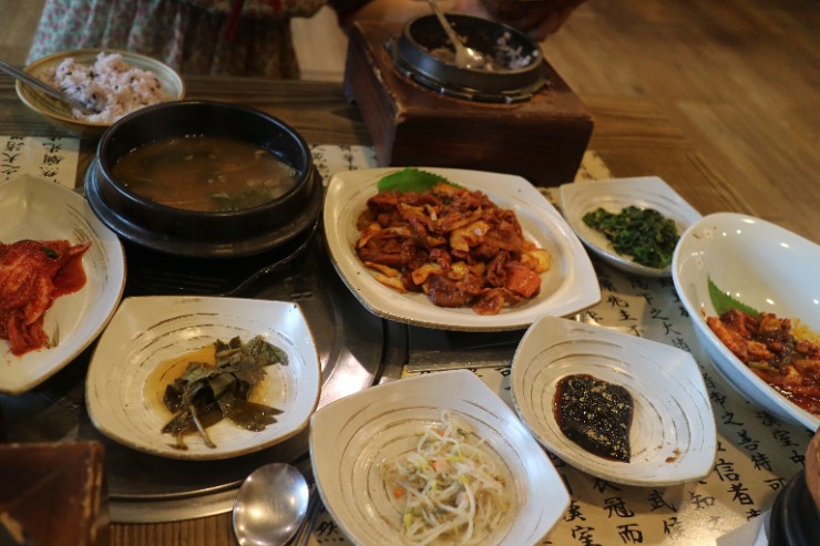 신림동맛집 건강시 최고봉 15000원 약선한정식 둥구나무
