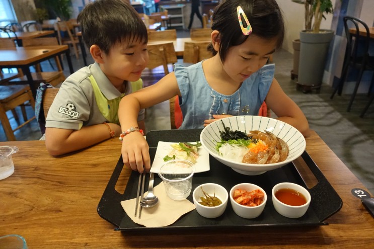 신문로키친 , 역사박물관 주말 아이들 함께  광화문 밥집