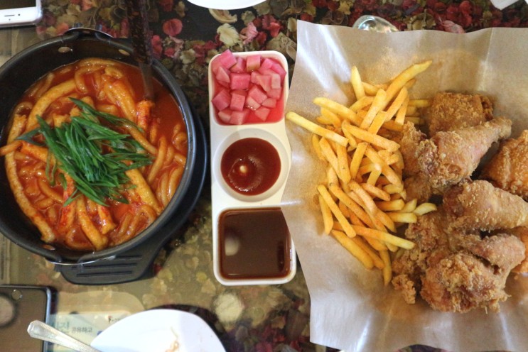 망원,마포구청역 치킨::치킨친구,누들 떡볶이 세트 맛있닭!