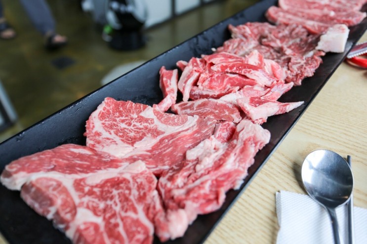 사당역 고기집! 소 한마리를 통째로! 웃찾소