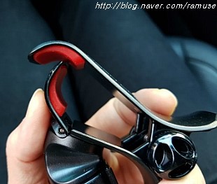 대쉬크랩 차량용 핸드폰 거치대