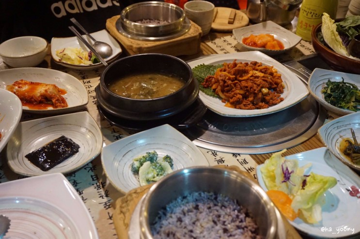 신림 한정식 : 둥구나무, 가성비 좋은 제육쌈밥정식
