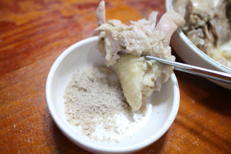 서대문맛집 산천마루에서 누룽지백숙 먹고 여름 보낼 준비 완료 ㅎ