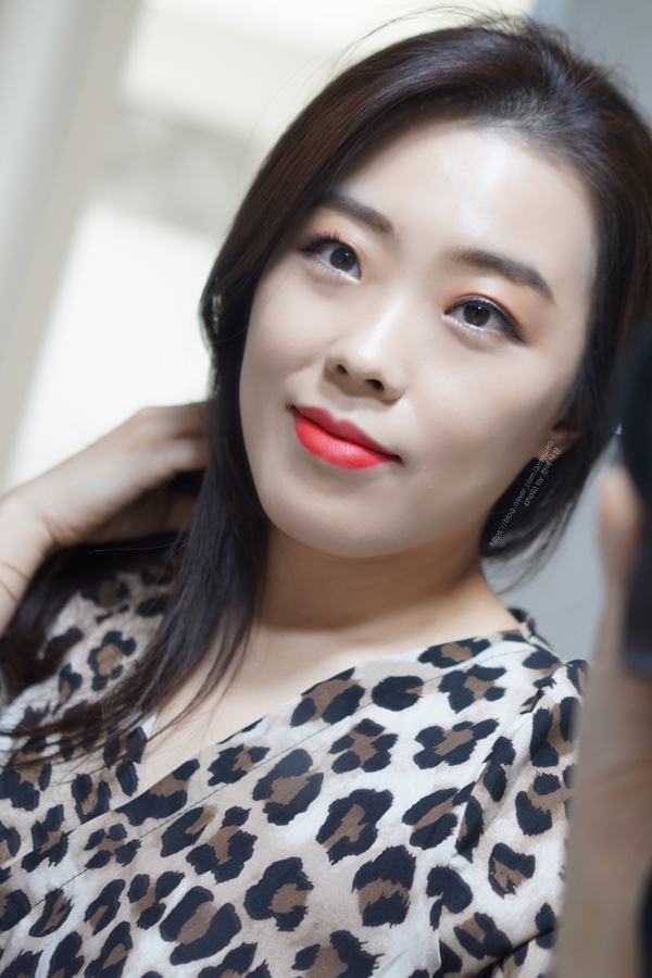 디어달리아 듀얼 팔레트 코코딜라잇과 립무스, 립트리트먼트로 하는 글램 대즐링 메이크업