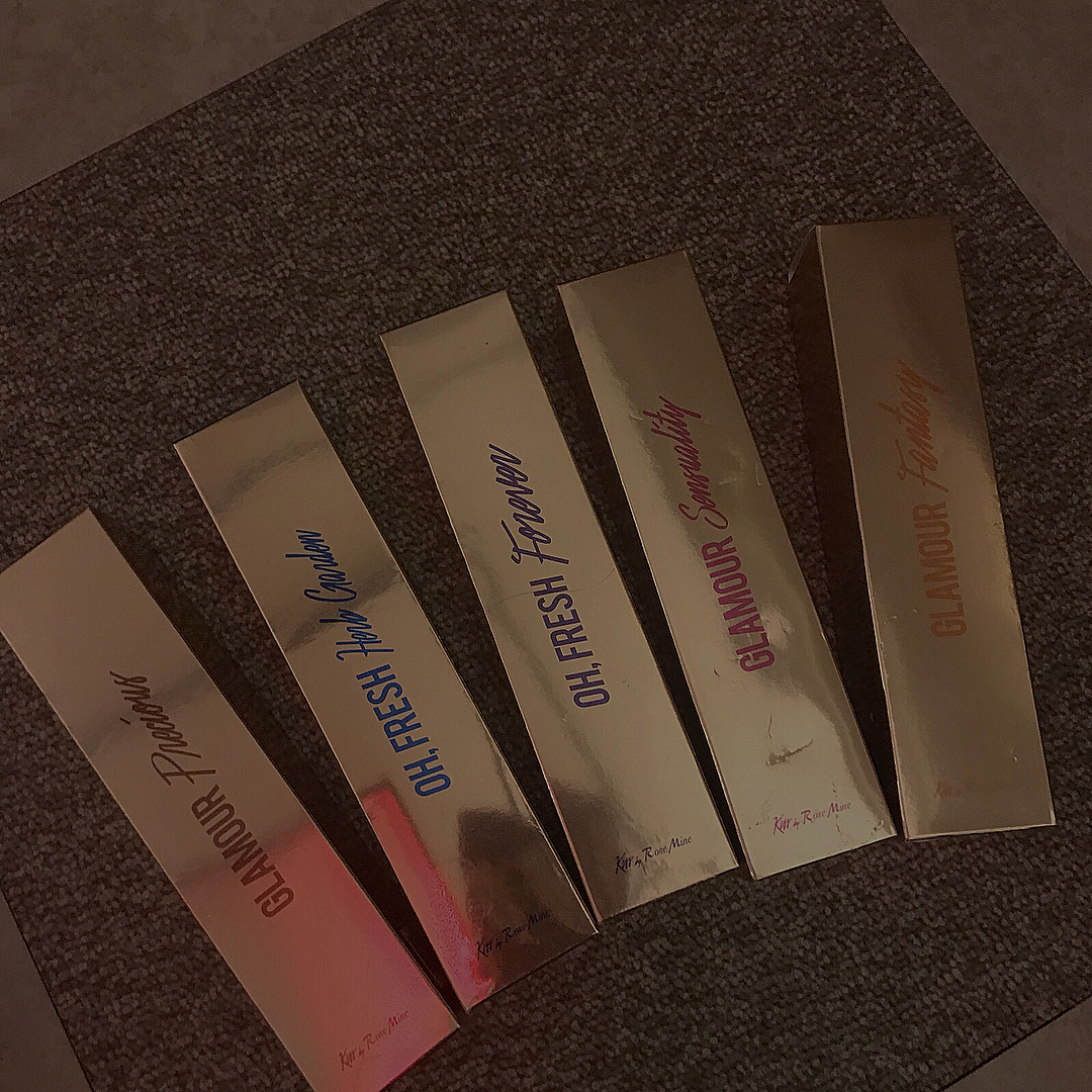 김예진 on Instagram: “디자인도 너무이쁘고  향도 너무좋은 바디로션(ღ˘ω˘ღ)”