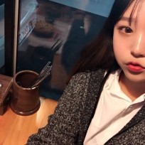 코엘시아 립스틱 웜톤들 다 들어옵니다 실시