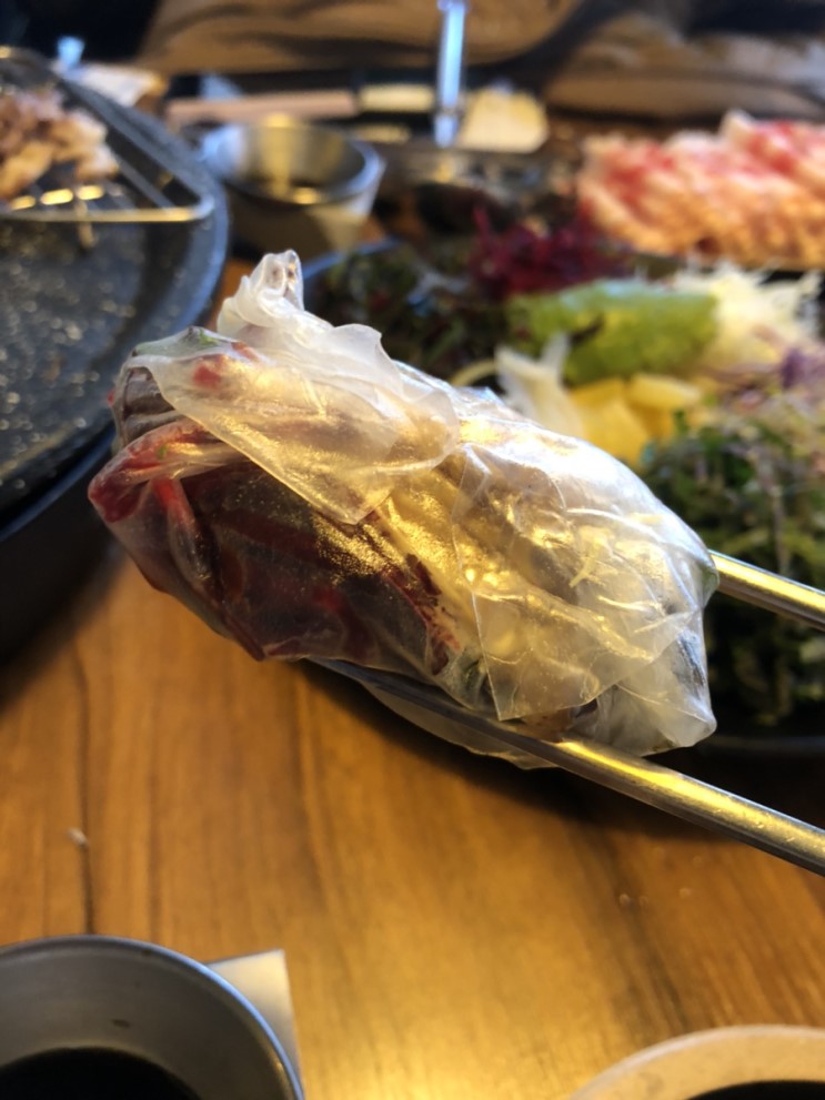신사동맛집 샤블리, 신선한 월남쌈 샤브샤브가 맛있기로 유명한 곳