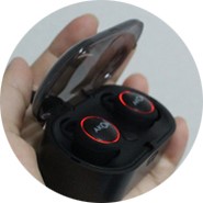 완전무선블루투스이어폰 AKON BTKON 콩닥콩닥