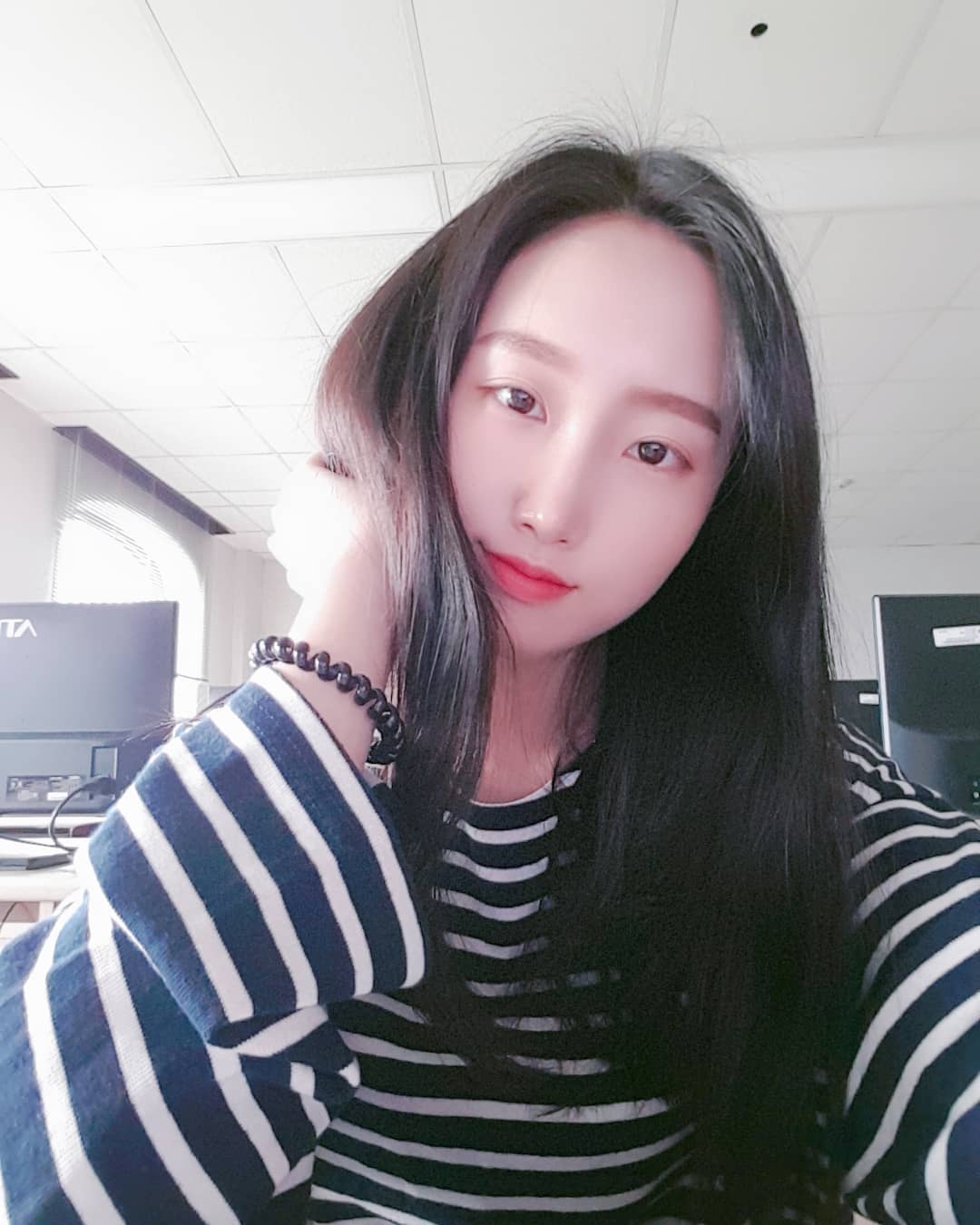😏
.
.
.
#선팔 #맞팔 #대학생 #소통 #학교 #데일리