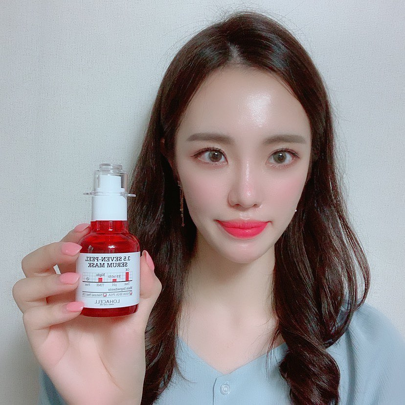 👩🏻혜인💕모리🐶 on Instagram: “피부의 산도 밸런스를 맞춰서
피지와 트러블을 줄여주는 착한 마스크

#lohacell #로하셀 #로하셀3.5세븐필세럼마스크 #로하셀세븐필세럼마스크 #필링 #각질 #트러블관리 #쌍욕세럼 #각질관리 #제품제공”