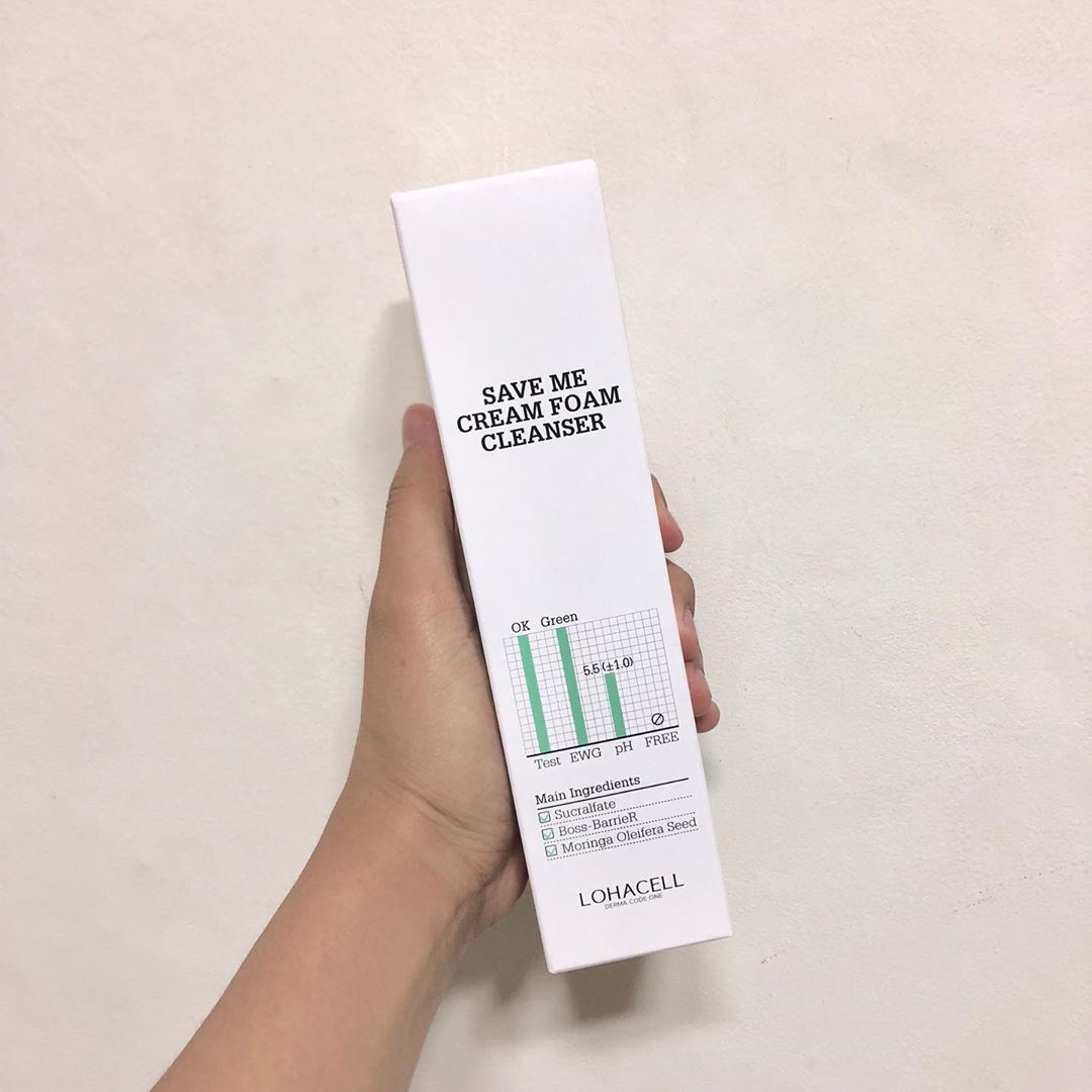 꾸힛 on Instagram: “로하셀 세이브 미 크림 폼클렌저가 도착했어용☺️ 일주일전에 도착해서 꾸준히 써봤는데, 매끈하게 잘 지워지고 세안 후 촉촉해서 너무 좋더라구용😊 정수 기능이 가득한 모링가 씨앗이랑 피부에 흡수가 잘 되는 수트랄페이트 기능이 있어서 요새같은 미세먼지많고…”
