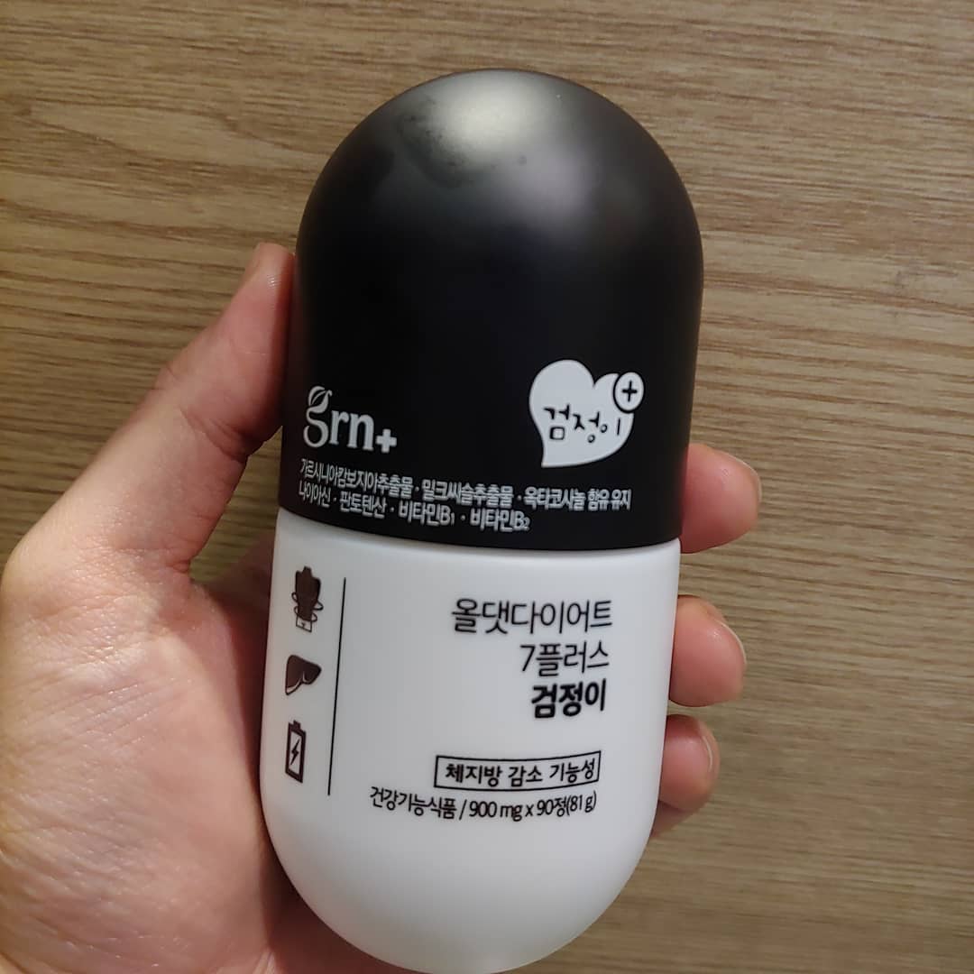 오-승준 🐵 on Instagram: “이젠 더 이상 물러날 곳이 없슴다 식욕억제 성분으로 식욕 억제도해주고 밀크씨슬 추출물도 함유되어있어 간 건강에도 좋고 나이아신 함유로 피로개선에 효과도 있슴다 <일주일 복용 후기> 피로감이 좀 덜한 느낌 괜히 음식 남기게 되는 느낌 간식보면 괜히…”