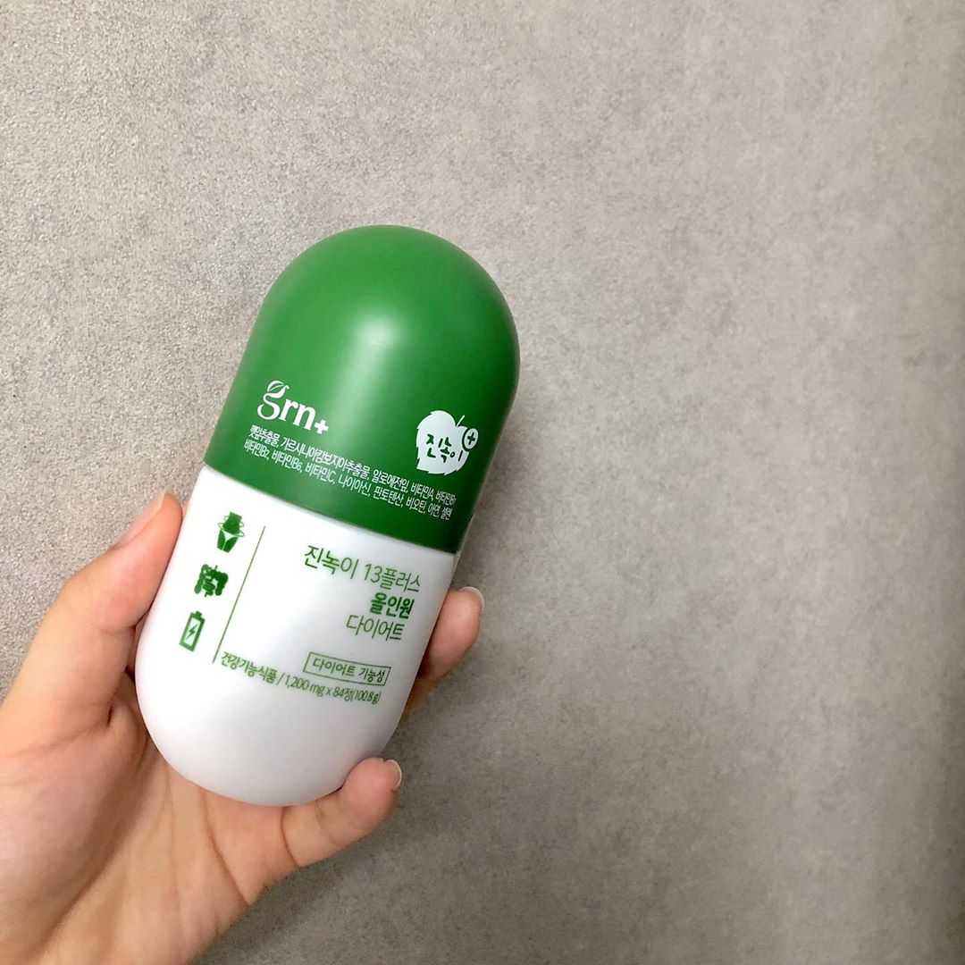 ᴳᴬᴴᵞᴱᴼᴺ on Instagram: “새로나온 깻잎추출물 성분의 진녹이 ➰ . 그보다 헬스 입금만 해놓고 안 나가고 있는 나는 언제 살을 뺄 수 있을까요 ? . . . #grn #지알엔 #grn다이어트 #grn진녹이 #진녹, #깻잎다이어트 #지알엔진녹이 #깻잎추출물 #올인원다이어트…”