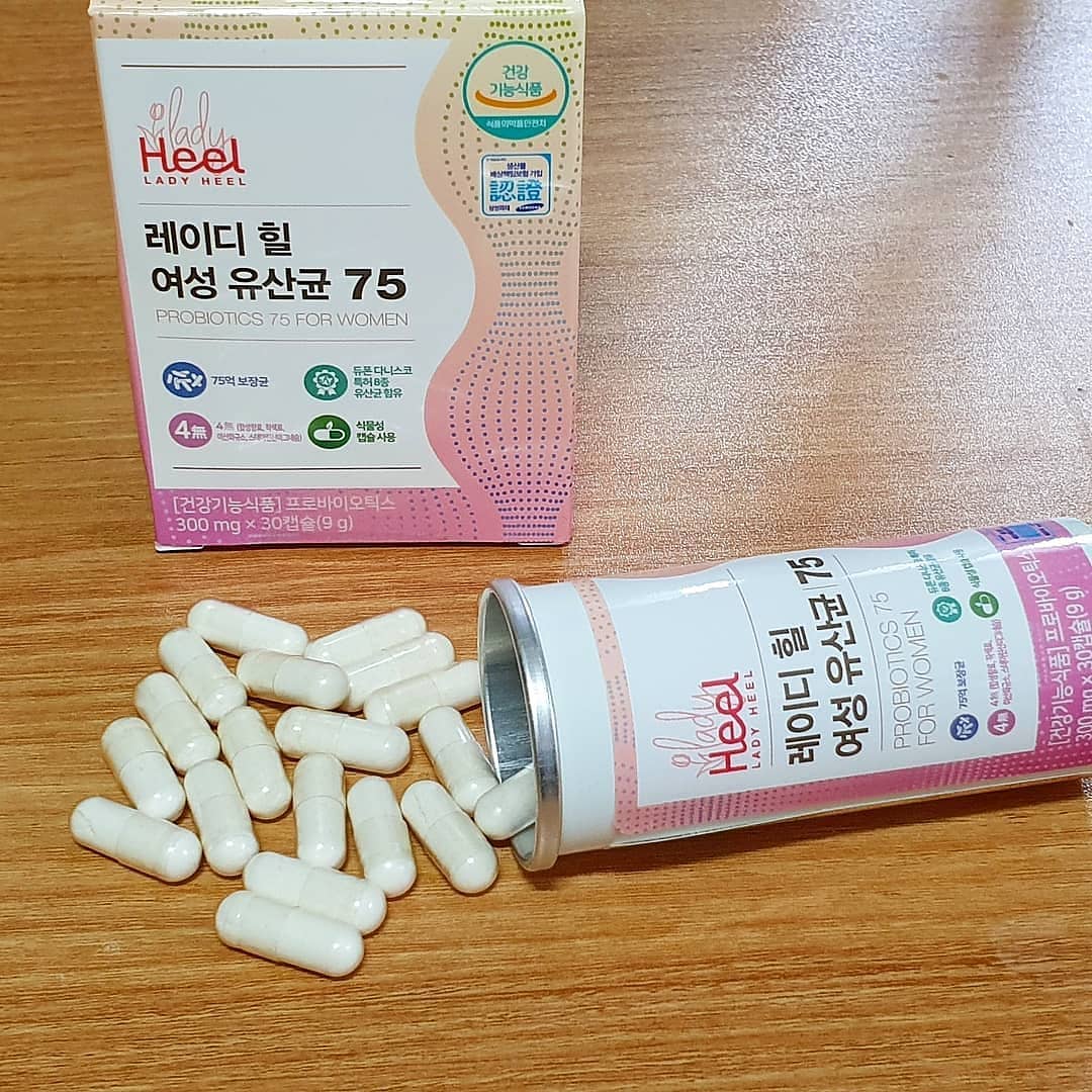 Jaehamom on Instagram: “레디힐여성유산균 . . 여자라면 그냥 유산균 아니죠~여성유산균으로 챙겨먹어야해용~ 재하마미는 자연유래 원료와 유기농 원료로 만든 레이디힐 여성유산균 75로 챙겨 먹고있어요😊  캡슐 하나에 무려 75억의 보장균 수 보장되어 끝까지 살아간다네요 ㅎㅎ…”