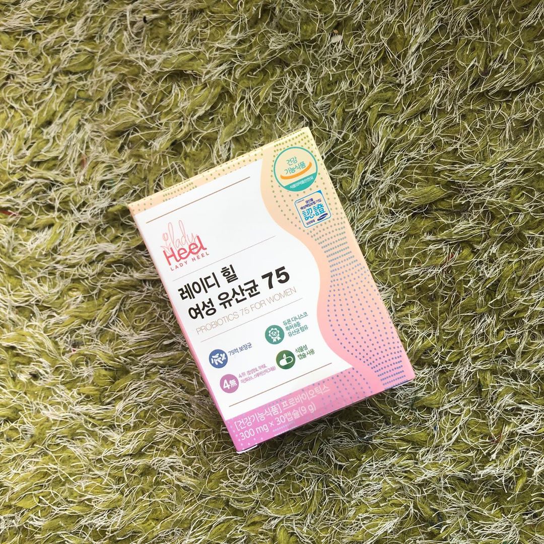 채영 on Instagram: “#빌리브네이처 #레이디힐 . . 여성을 위한 유산균이에요 자연유래 원료, 유기농 원료로  #잘론네츄럴 의 #레이디힐여성유산균75 랍니다. . . 한알에 75억 유산균이 들어있다는 사실! 미국 듀폰다니스코의 특허를 받은 유산균 8종 함유! . .…”