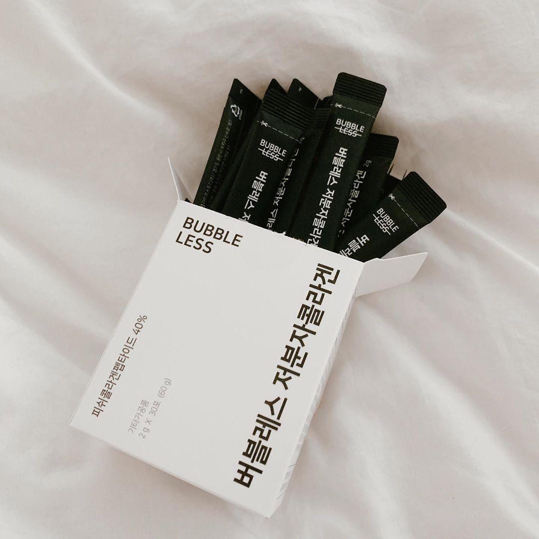은정ෆ ᴇᴜɴᴊᴇᴏɴɢ on Instagram: “먹는 콜라겐🍼 하루 한포씩 그냥 먹어도 되고 물에 타서 먹어도 되는데 그냥 먹는 게 더 맛있음요:) 알약이 아니라서 먹기 편해요♥︎ 피부관리에 좋다구 하니 드셔보새유 -  #피쉬콜라겐 #버블레스콜라겐 #버블레스피쉬콜라겐 #버블레스 #저분자콜라겐…”