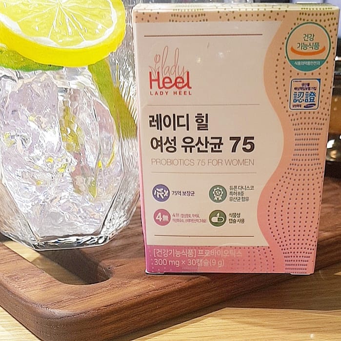 S아람 on Instagram: “레이디힐 여성유산균 75♥️♥️ . . 캡슐 하나에 무려 75억의 보장균 수 보장! 하루 한알! 캡슐 형태라 먹기도 넘나 간편  자연유래 원료, 유기농 원료로 남다른 제품만을  개발하는 '잘론네츄럴'의'제품  잦은 다이어트와 스트레스로 장 건강이…”