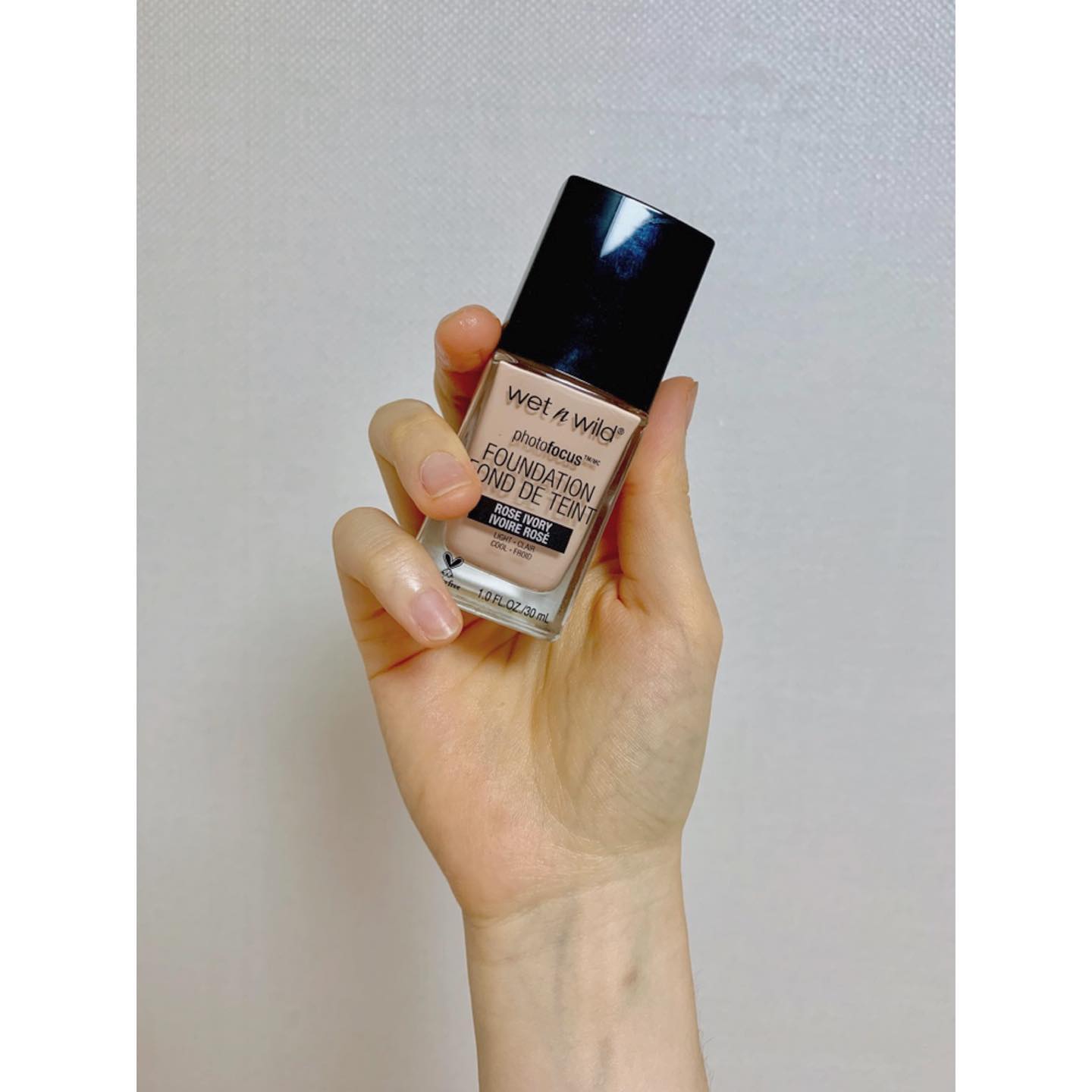 ✨wet n wild✨
수정화장 안하는 나에게 넘나 베스트인 파운데이션👍🏻 발림성도 좋은데 지속력도 왕왕이댜
.
.
.
murmurs_official
#웻앤와일드포토포커스 #포토포커스파운데이션 #웻앤와일드파운데이션 #필터파데 #초밀착파운데이션 #여름파운데이션 #비건파운데이션 #비건뷰티 #착한파운데이션 #murmurs #경험이뷰티가되는순간 #AD
