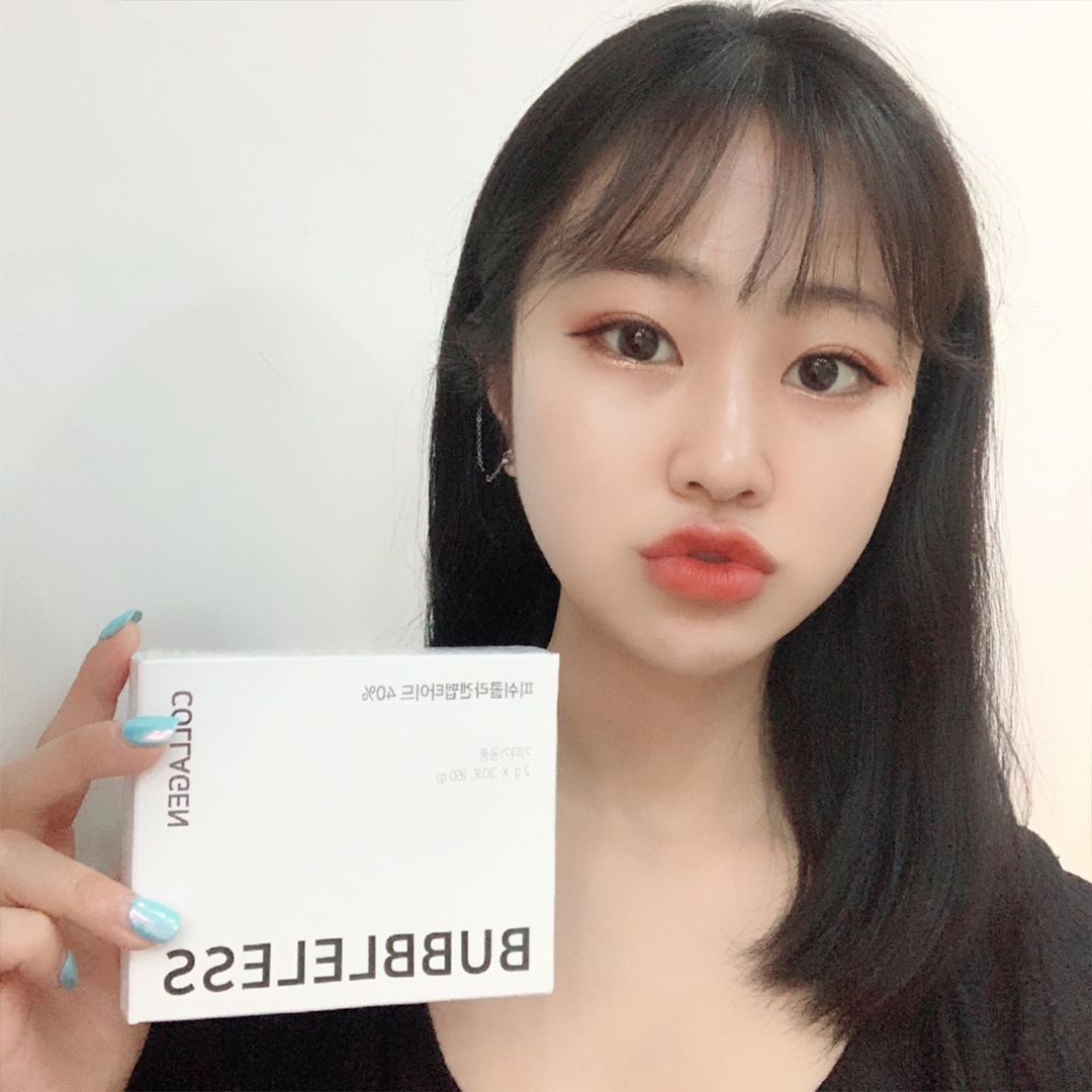 운째 on Instagram: “머구눈 콜라겐 버블레수콜라겐~! 몸에 좋대서 먹을라던거랴 맛은 크게 기대 안했는데 상쿰한 레몬맛이라 레모나같은 늣김? 생각보다 넘 맛남 스틱포라 먹기두 편해서 손도 잘가고 매우 흡-족👍🏻 가성비도 짱짱임 30포 다묵고 재구매해야징 다덜 드세욤 .…”