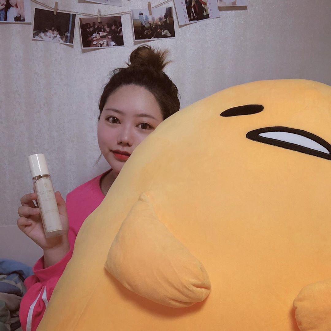 수진 on Instagram: “요즘 향수대신 애용하고있는 아르투아 란제리 바디미스트 ! 향도 달달하고 내 취향저격 👍🏻”