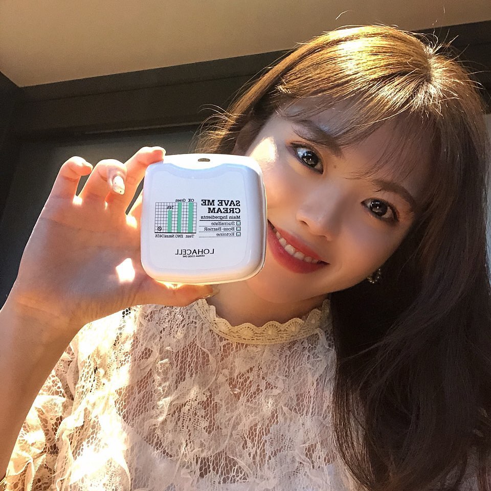 🎗하은 on Instagram: “✨로하셀 세이브미 크림✨

바르고 나서 피부 트러블도 없어짐
요즘같이 자극받기 쉬운 날씨에 딱이다👍
#로하셀#로하셀세이브미#로하셀세이브미크림#로하셀크림#미세먼지차단#크림추천#수크랄페이트
#미세먼지#미세먼지안녕#미세먼지없음”