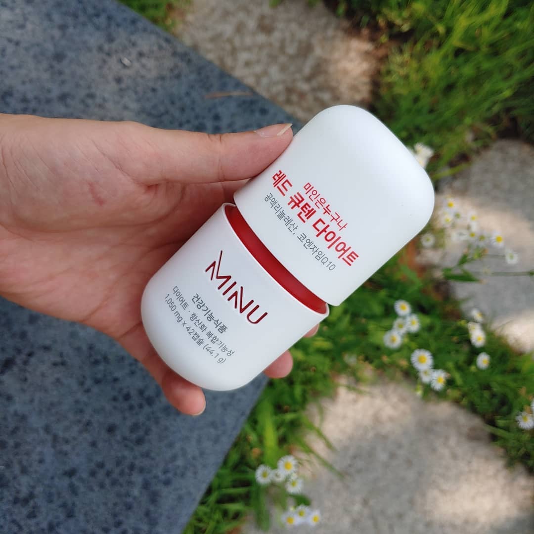 리아/댕리리 on Instagram: “날씨가 더워지니 옷은 얇아져 옷태 안나고, 옷은 안맞고 ㅠㅠ 스트레스 받아 다이어트 시작! 운동하고 있지만 쉽게 빠지지 않는 살들 꾸준하지 못한 운동으로는 빨리 빼지 못할거 같아 다이어트보조제 도움 받아보자 결심하고 5일째 -0.9kg 감량 . .…”