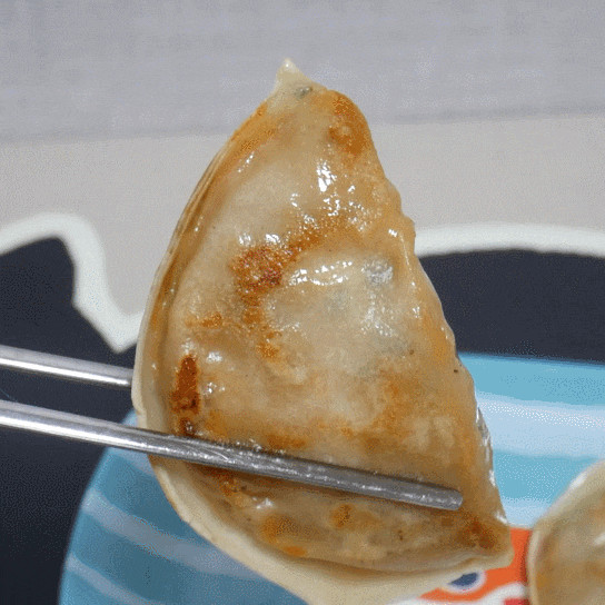 [야식추천] 꿀처럼 맛있는 꿀만두 - 김치맛지짐만두 리얼꿀맛