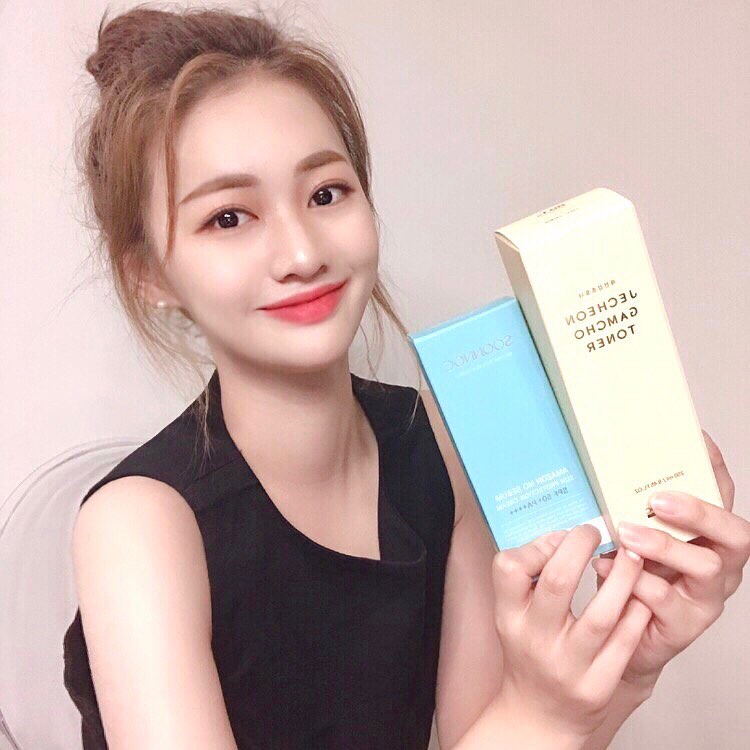 예리 on Instagram: “•soonmoc노세범아마존선크림• 피부가 민감한데 계속 꾸준히 써도 너무순해서 자극이 전혀되지 않아요! 저는 건성 피부타입인데 여름에는 땀을 피할 수 없더라구요😥 제품을 쓰면서 자연스럽게 뽀송뽀송한 피부를 가지게 되었어요:) 함께 온 토너도…”