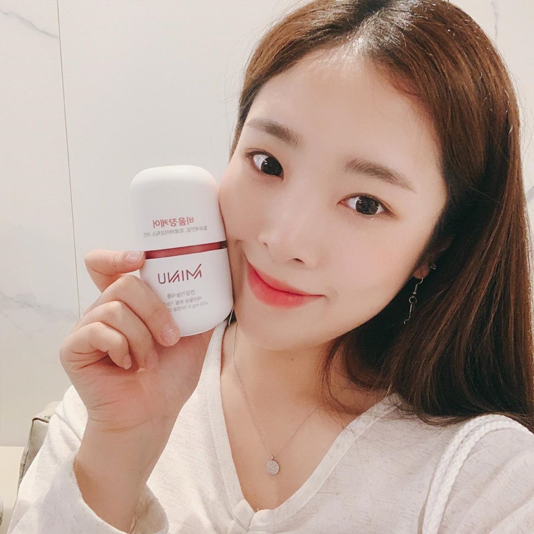 지연 on Instagram: “요즘 나에게 없어선 안 될 아이,,,🤦‍♀️ . . 나는 진짜 화장실을 최대 일주일까지 못가거나 잘가야 3일에 1번정도로 심한 변비인데 그래서 유독 #똥배 가 심하고 화장실을 가도 #쾌변 을 잘 못했,,ㅠㅠ 하지만 미누를 알게 된 뒤부턴 쾌변 및…”