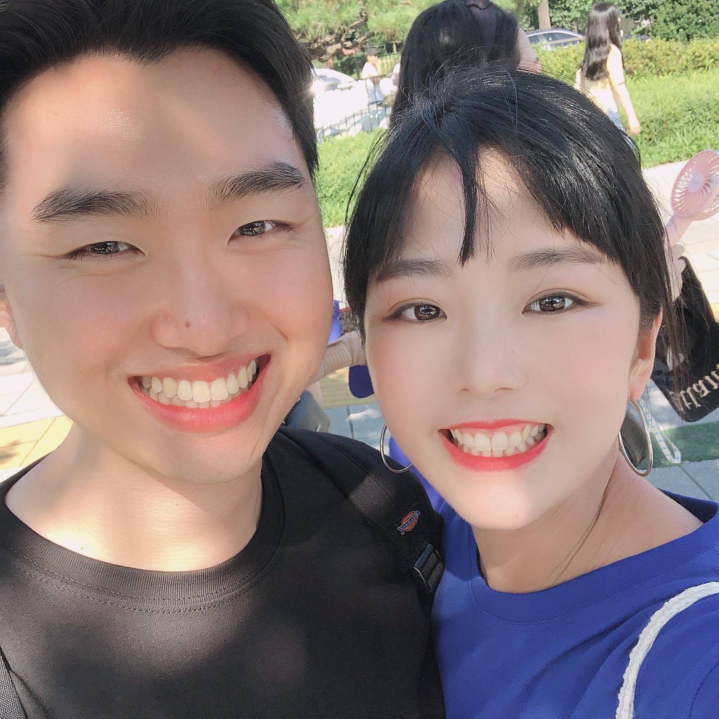 🦄
깐달걀🥚닌자🦹‍♂️
게스트로 다듀가 나왔을 때 콘서트장 폭죽처럼 튀어오르는 재국이를 봤다🤘
그리고 담엔 같이 놀쟈.. newz0.0 
#싸이콘서트 #흠뻑쇼 #흠뻑쇼2019 #스탠딩 #다음엔_토요일에가자  사랑함돠 42psy42