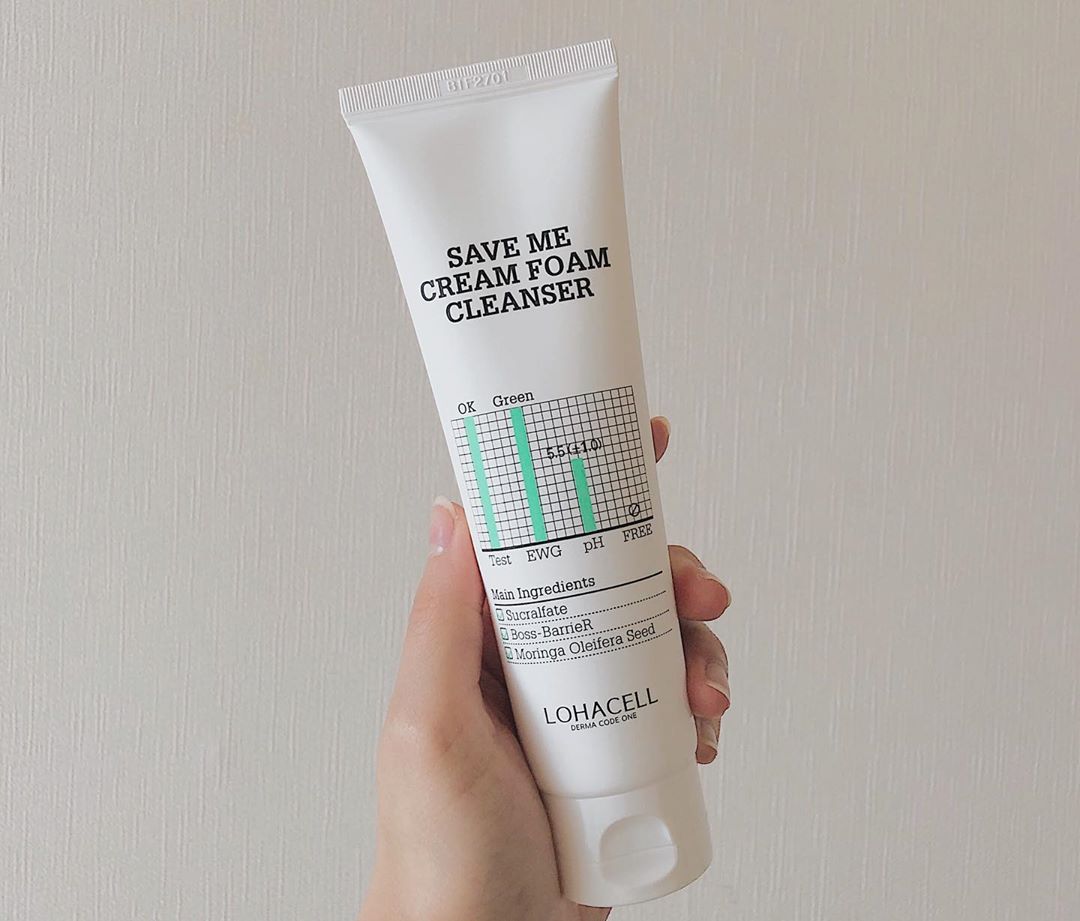 𝒿𝒾 𝓎𝑜𝓊𝓃𝑔 on Instagram: “로하셀 세이브 미 크림 폼 클렌저 🧖🏻‍♀️ 촘촘하고 찰진 미세거품이 모공에 숨겨진 잔여물과 노폐물, 메이크업까지 깨끗하게 세정해주고 세안후에도 당김없이 촉촉한 약산성 클렌저 - - -  미세먼지를 필터링 해주는 모링가 , 피부 데미지 케어와…”