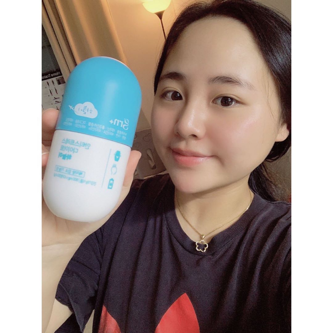 민준맘 on Instagram: “ㅤ
요즘 대세 수면다이어트 grn하늘이☁️
다이어트도 물론이고 육아에 지친 하루 스트레스까지✋🏻
자기전에 한알 먹고나면 다음날 가벼운느낌😘
꾸준히 먹어보겟숴❣️”