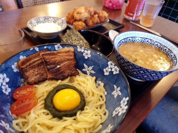 [건대 커먼그라운드 맛집] 건대 바질라멘이 궁금해서 방문한 "모모라멘" 후기