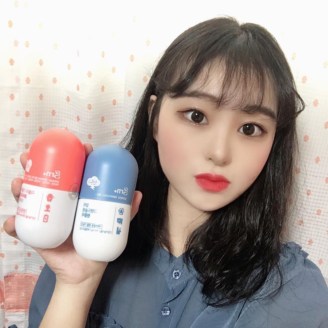 송이🧸🌸 on Instagram: “다홍이&천둥이 SET ⠀ 둘이 같이 먹으면 더 효과 있다는 다홍이 천둥이 ⠀ ❤️다홍이는 다이어트 보조제처럼 체지방 감소, 피부미용 효과가 있다 💙천둥이는 장 활동 활발하게 해 주어서 배변활동 원활하게 ⠀ 다홍이는 식전 2알씩 하루 3번, 천둥이는…”