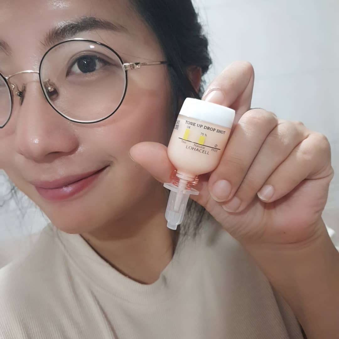 JUEA on Instagram: “30대가 되면서 중요해지는 피부관리 ㅜㅜ 나도 하얗고 뽀얀피부를 원하지만 ㅜㅜ 넘나 까무잡잡이 ㅜ여름내내 타버린 피부를 위해서 가을맞이 피부미백케어가 필요함>< 글루타티온과 나이아신아마이드가 함유되어서 속부터 광채나는 피부로 톤업 : )  꾸준하게…”