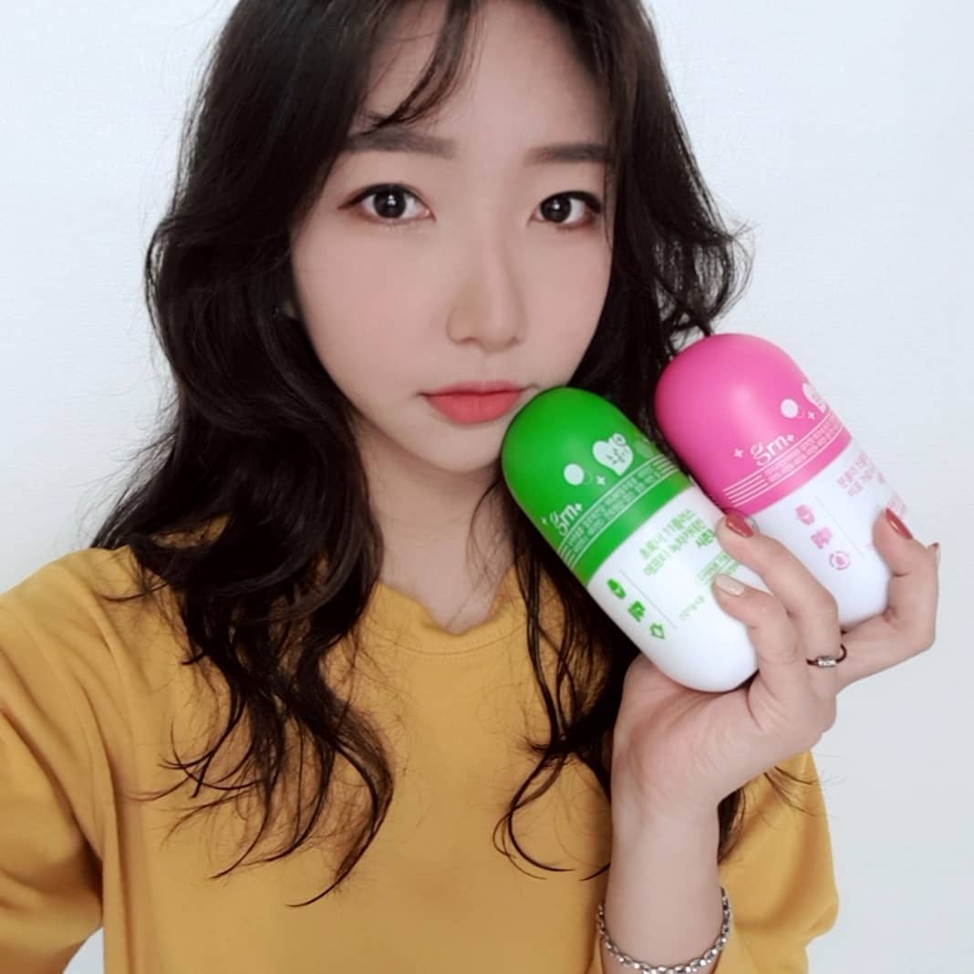 ᴶ ᴱ ᴼ ᴺ ᴳ ᴱ ᵁ ᴺ on Instagram: “시즌1 이후로 오랜만에 만나는 grn 부농이초로기💗💚 시즌1에비해 섭취할때 냄새나 맛도 안나고 알도 귀여워졌다😆 다시 한번 부농이초로기 도전기💪🤪 . . . . #여름다지나고 #다이어트시작 #🤮 #이번엔real #GRN #GRN초록이 #GRN분홍이…”